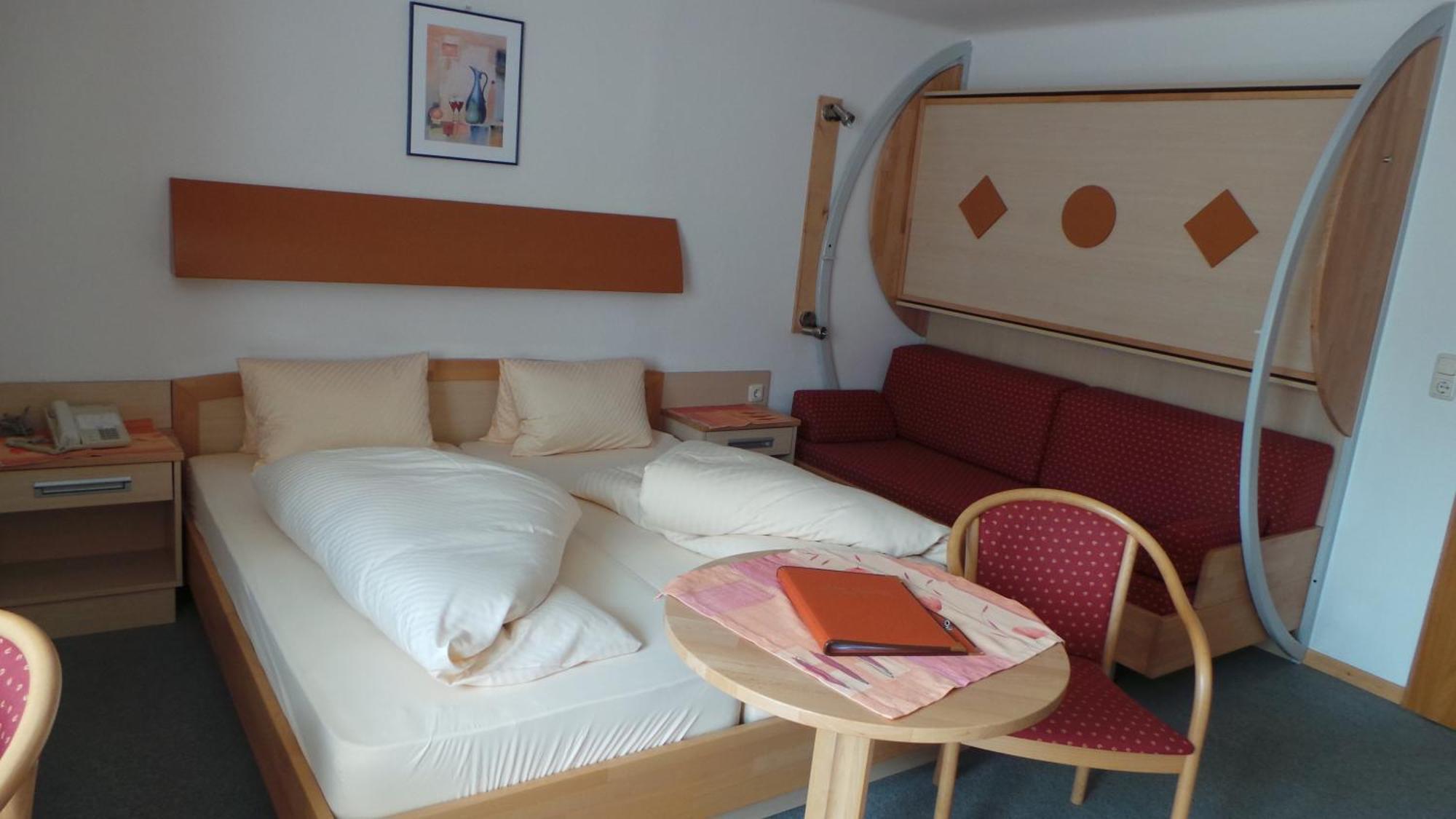 Hotel Hoerlgut Maria Alm am Steinernen Meer Room photo