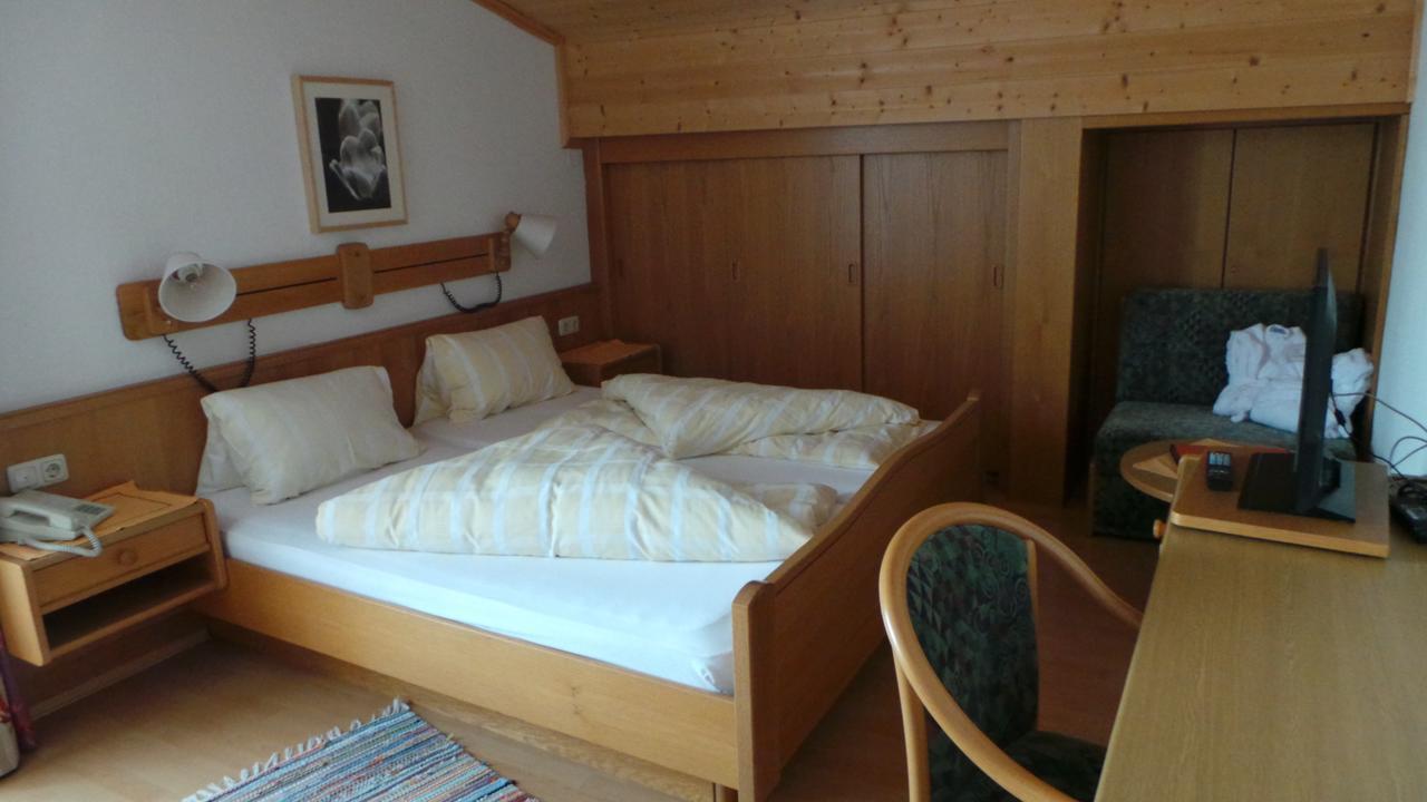 Hotel Hoerlgut Maria Alm am Steinernen Meer Exterior photo